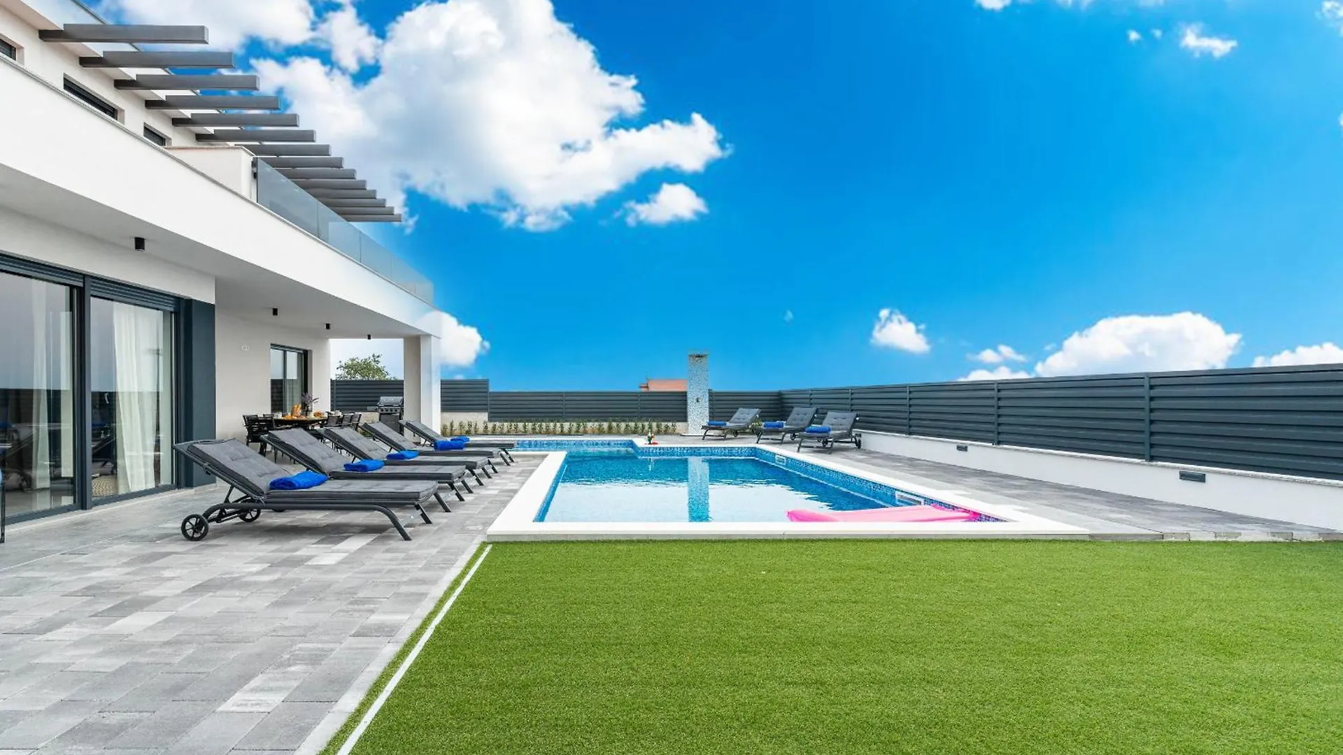 Villa Opal With Pool Vrana  Croacia
